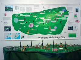 ACVic - Transductores 2010. Carteles y maqueta producida en el proyecto Garbage Problems. New York City, 2002